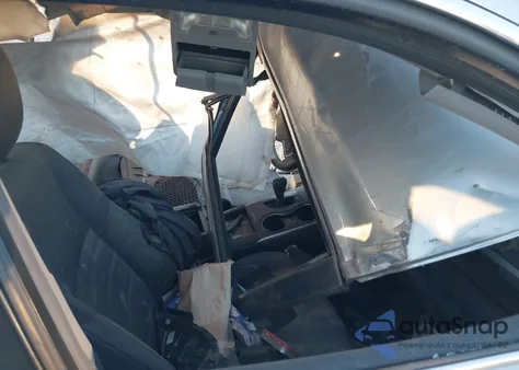 2017 Toyota Camry Se z USA, uszkodzony, nr VIN 4T1BF1FK7HU330367